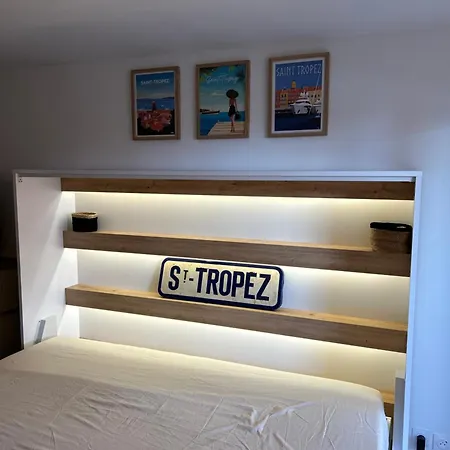 Apartment Next To And Center